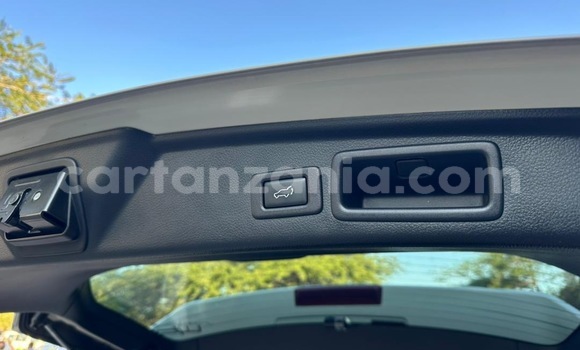 Nunua Ilio tumika Subaru Forester Nyeupe Gari ndani ya Dar es Salaam nchini Dar es Salaam Nunua Ilio tumika Subaru Forester Nyeupe Gari ndani ya Dar es Salaam nchini Dar es Salaam
