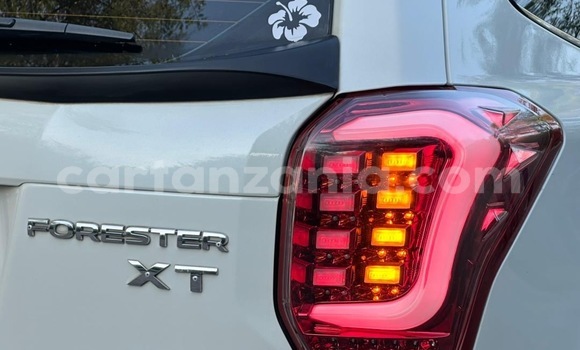 Nunua Ilio tumika Subaru Forester Nyeupe Gari ndani ya Dar es Salaam nchini Dar es Salaam Nunua Ilio tumika Subaru Forester Nyeupe Gari ndani ya Dar es Salaam nchini Dar es Salaam