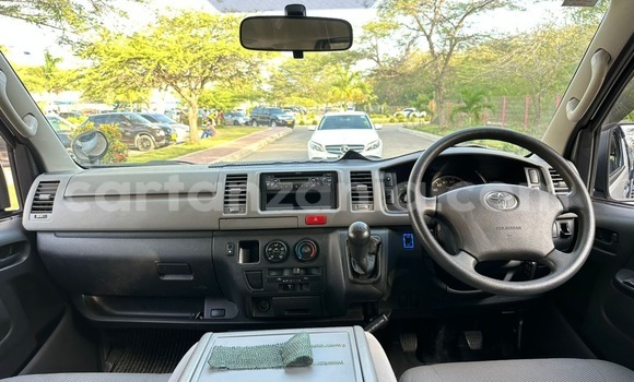 Buy Import Toyota Hiace Silver Car in Dar es Salaam in Dar es Salaam Buy Import Toyota Hiace Silver Car in Dar es Salaam in Dar es Salaam