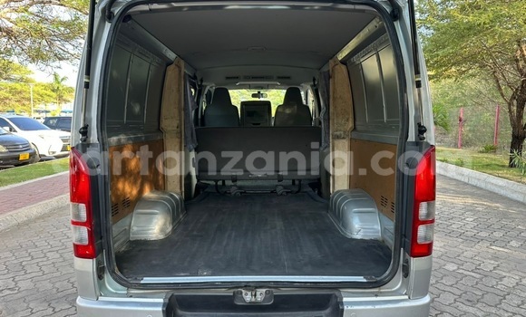 Buy Import Toyota Hiace Silver Car in Dar es Salaam in Dar es Salaam Buy Import Toyota Hiace Silver Car in Dar es Salaam in Dar es Salaam