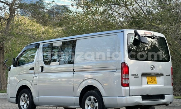 Buy Import Toyota Hiace Silver Car in Dar es Salaam in Dar es Salaam Buy Import Toyota Hiace Silver Car in Dar es Salaam in Dar es Salaam