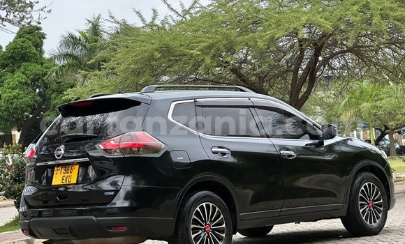 Nunua Ilio tumika Nissan XâTrail Nyeusi Gari ndani ya Dar es Salaam nchini Dar es Salaam Nunua Ilio tumika Nissan XâTrail Nyeusi Gari ndani ya Dar es Salaam nchini Dar es Salaam