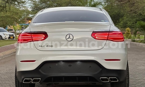 Nunua Imported MercedesâBenz GLC Coupe Nyeupe Gari ndani ya Dar es Salaam nchini Dar es Salaam Nunua Imported MercedesâBenz GLC Coupe Nyeupe Gari ndani ya Dar es Salaam nchini Dar es Salaam