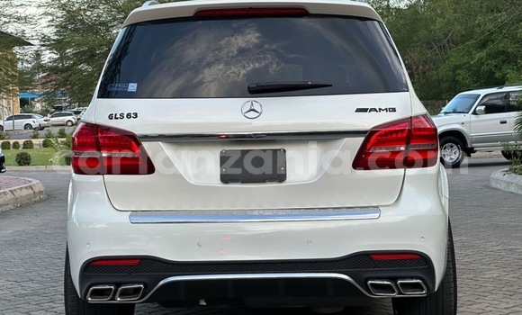 Nunua Imported MercedesâBenz G-klasse AMG Nyeupe Gari ndani ya Dar es Salaam nchini Dar es Salaam Nunua Imported MercedesâBenz G-klasse AMG Nyeupe Gari ndani ya Dar es Salaam nchini Dar es Salaam