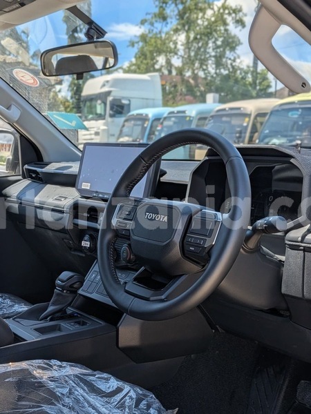 Big with watermark toyota hilux dar es salaam dar es salaam 32191