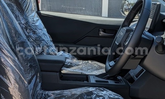 Buy Import Toyota Hilux White Car in Dar es Salaam in Dar es Salaam Buy Import Toyota Hilux White Car in Dar es Salaam in Dar es Salaam