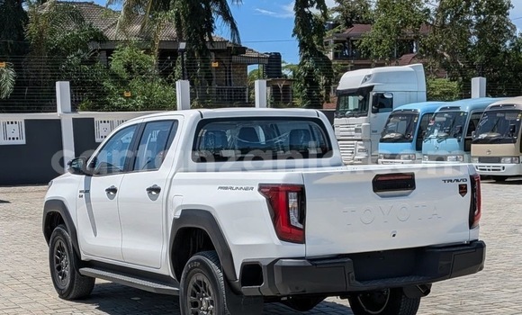 Buy Import Toyota Hilux White Car in Dar es Salaam in Dar es Salaam Buy Import Toyota Hilux White Car in Dar es Salaam in Dar es Salaam