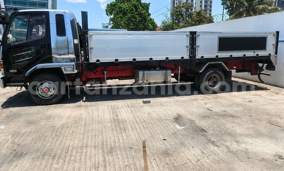 Buy Import Mitsubishi Fuso Fighter Black Truck in Dar es Salaam in Dar es Salaam Buy Import Mitsubishi Fuso Fighter Black Truck in Dar es Salaam in Dar es Salaam