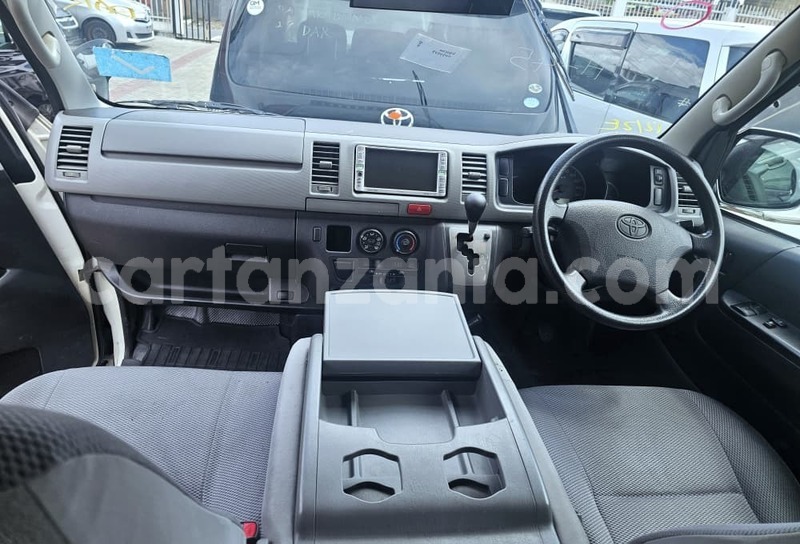 Big with watermark toyota hiace dar es salaam dar es salaam 32200