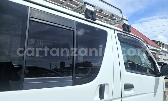 Buy Import Toyota Hiace White Car in Dar es Salaam in Dar es Salaam Buy Import Toyota Hiace White Car in Dar es Salaam in Dar es Salaam