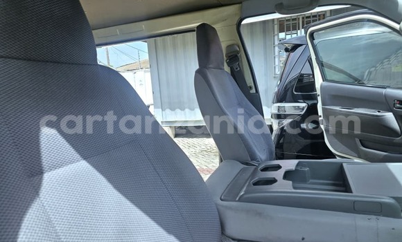 Buy Import Toyota Hiace White Car in Dar es Salaam in Dar es Salaam Buy Import Toyota Hiace White Car in Dar es Salaam in Dar es Salaam