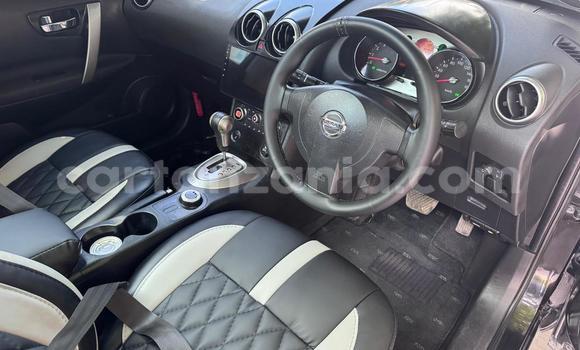 Nunua Ilio tumika Nissan Dualis Nyeusi Gari ndani ya Dar es Salaam nchini Dar es Salaam Nunua Ilio tumika Nissan Dualis Nyeusi Gari ndani ya Dar es Salaam nchini Dar es Salaam