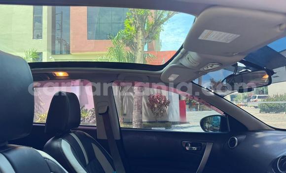 Nunua Ilio tumika Nissan Dualis Nyeusi Gari ndani ya Dar es Salaam nchini Dar es Salaam Nunua Ilio tumika Nissan Dualis Nyeusi Gari ndani ya Dar es Salaam nchini Dar es Salaam