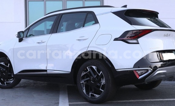 Buy Used Kia Sportage White Car in Dar es Salaam in Dar es Salaam Buy Used Kia Sportage White Car in Dar es Salaam in Dar es Salaam