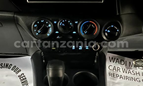 Buy Import Toyota Hiluxe Revo White Car in Arusha in Arusha Buy Import Toyota Hiluxe Revo White Car in Arusha in Arusha