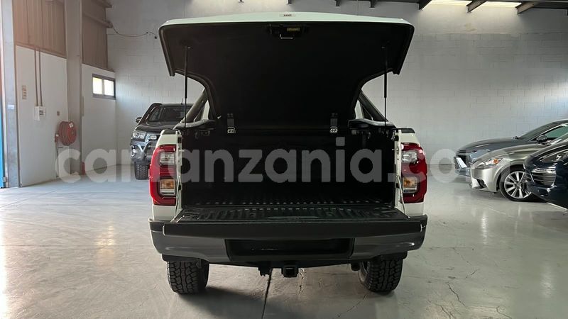 Big with watermark toyota hiluxe revo arusha arusha 32212
