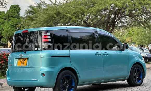 Buy Used Toyota Sienta Blue Car in Dar es Salaam in Dar es Salaam Buy Used Toyota Sienta Blue Car in Dar es Salaam in Dar es Salaam