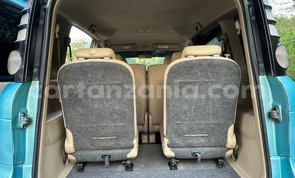 Buy Used Toyota Sienta Blue Car in Dar es Salaam in Dar es Salaam Buy Used Toyota Sienta Blue Car in Dar es Salaam in Dar es Salaam