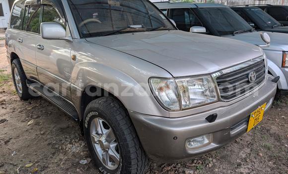 Nunua Ilio tumika Toyota Land Cruiser Fedha Gari ndani ya Dar es Salaam nchini Dar es Salaam Nunua Ilio tumika Toyota Land Cruiser Fedha Gari ndani ya Dar es Salaam nchini Dar es Salaam