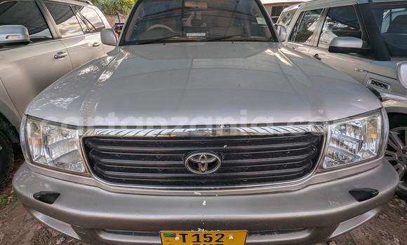 Nunua Ilio tumika Toyota Land Cruiser Fedha Gari ndani ya Dar es Salaam nchini Dar es Salaam Nunua Ilio tumika Toyota Land Cruiser Fedha Gari ndani ya Dar es Salaam nchini Dar es Salaam