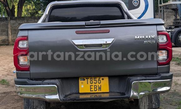 Nunua Ilio tumika Toyota Hiluxe VIGO Nyeusi Gari ndani ya Dar es Salaam nchini Dar es Salaam Nunua Ilio tumika Toyota Hiluxe VIGO Nyeusi Gari ndani ya Dar es Salaam nchini Dar es Salaam