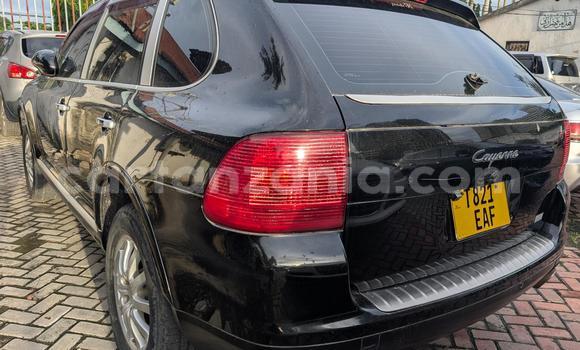 Nunua Ilio tumika Porsche Cayenne Nyeusi Gari ndani ya Dar es Salaam nchini Dar es Salaam Nunua Ilio tumika Porsche Cayenne Nyeusi Gari ndani ya Dar es Salaam nchini Dar es Salaam
