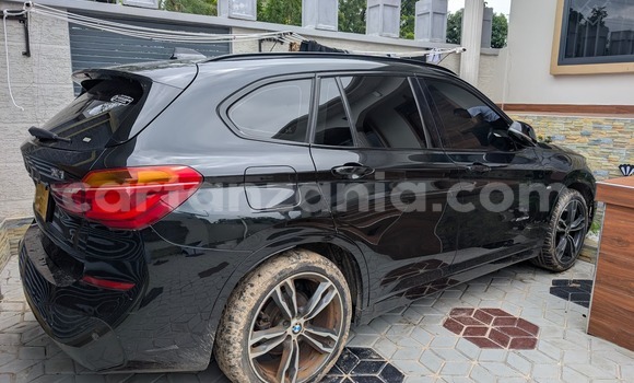 Nunua Ilio tumika BMW X1 Nyeusi Gari ndani ya Dar es Salaam nchini Dar es Salaam Nunua Ilio tumika BMW X1 Nyeusi Gari ndani ya Dar es Salaam nchini Dar es Salaam