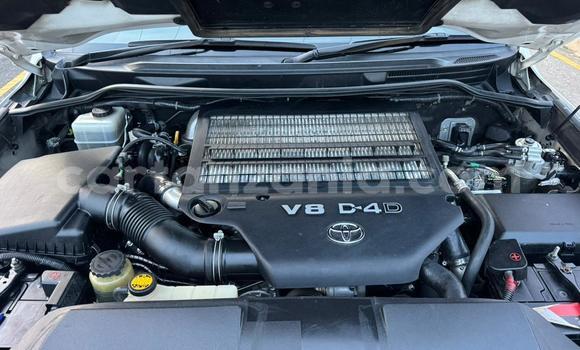 Buy Used Toyota Land Cruiser White Car in Dar es Salaam in Dar es Salaam Buy Used Toyota Land Cruiser White Car in Dar es Salaam in Dar es Salaam