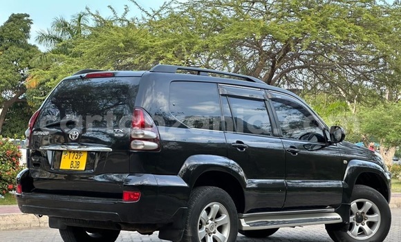 Nunua Ilio tumika Toyota Land Cruiser Prado Nyeusi Gari ndani ya Dar es Salaam nchini Dar es Salaam Nunua Ilio tumika Toyota Land Cruiser Prado Nyeusi Gari ndani ya Dar es Salaam nchini Dar es Salaam