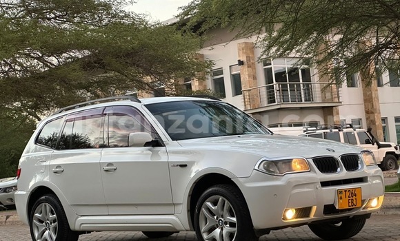 Nunua Ilio tumika BMW X3 Nyeupe Gari ndani ya Dar es Salaam nchini Dar es Salaam Nunua Ilio tumika BMW X3 Nyeupe Gari ndani ya Dar es Salaam nchini Dar es Salaam