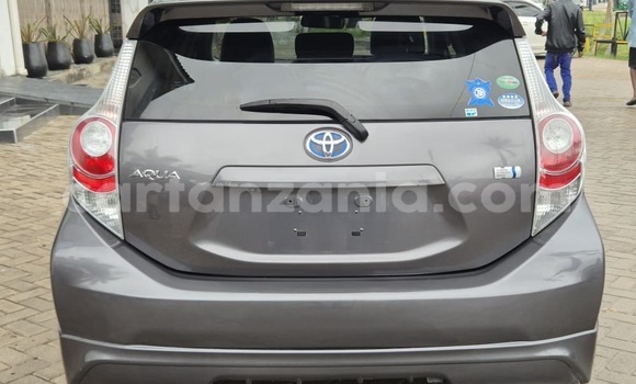 Nunua Imported Toyota Aqua Nyingine Gari ndani ya Dar es Salaam nchini Dar es Salaam Nunua Imported Toyota Aqua Nyingine Gari ndani ya Dar es Salaam nchini Dar es Salaam