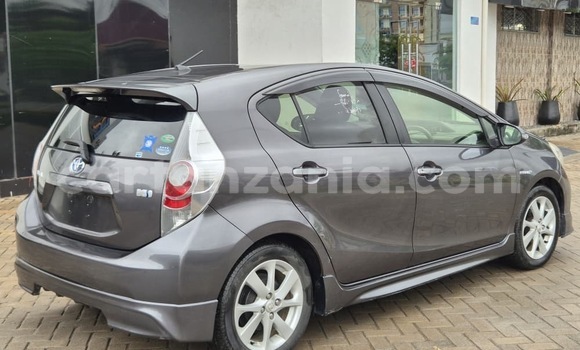 Nunua Imported Toyota Aqua Nyingine Gari ndani ya Dar es Salaam nchini Dar es Salaam Nunua Imported Toyota Aqua Nyingine Gari ndani ya Dar es Salaam nchini Dar es Salaam