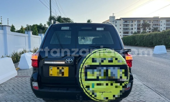 Buy Used Toyota Land Cruiser Black Car in Dar es Salaam in Dar es Salaam Buy Used Toyota Land Cruiser Black Car in Dar es Salaam in Dar es Salaam