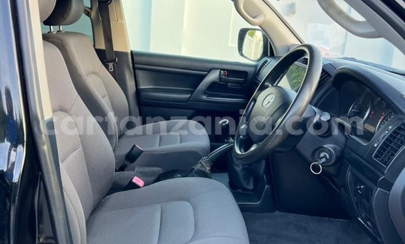 Buy Used Toyota Land Cruiser Black Car in Dar es Salaam in Dar es Salaam Buy Used Toyota Land Cruiser Black Car in Dar es Salaam in Dar es Salaam