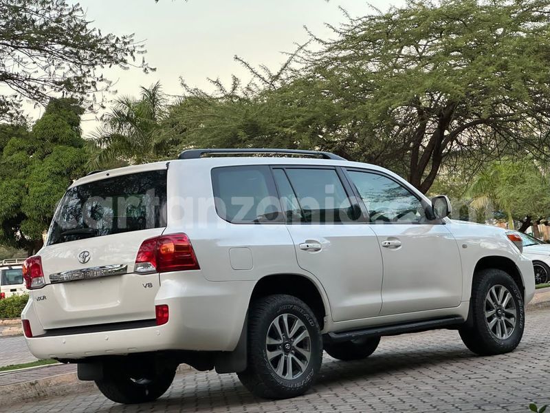 Big with watermark toyota land cruiser dar es salaam dar es salaam 32260