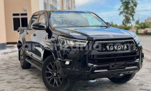 Buy Used Toyota Hiluxe VIGO Black Car in Dar es Salaam in Dar es Salaam