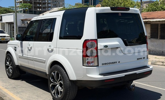 Buy Import Land Rover Discovery White Car in Dar es Salaam in Dar es Salaam Buy Import Land Rover Discovery White Car in Dar es Salaam in Dar es Salaam