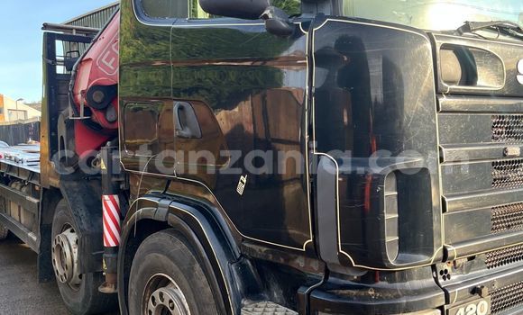 Buy Import Scania 113–320 Blue Truck in Dar es Salaam in Dar es Salaam