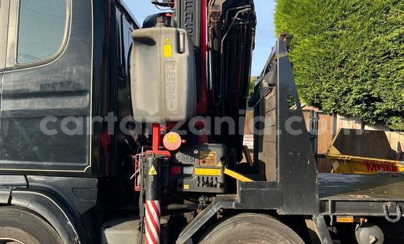 Nunua Imported Scania 113–320 Bluu Lori ndani ya Dar es Salaam nchini Dar es Salaam Nunua Imported Scania 113–320 Bluu Lori ndani ya Dar es Salaam nchini Dar es Salaam