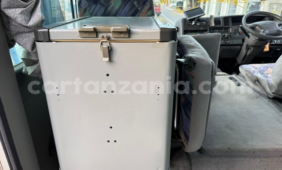 Buy Import Nissan UNKNOWN Silver Car in Dar es Salaam in Dar es Salaam Buy Import Nissan UNKNOWN Silver Car in Dar es Salaam in Dar es Salaam