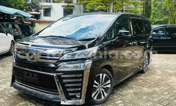 Buy Used Toyota Vellfire Black Car in Dar es Salaam in Dar es Salaam