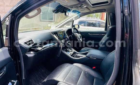 Nunua Ilio tumika Toyota Vellfire Nyeusi Gari ndani ya Dar es Salaam nchini Dar es Salaam Nunua Ilio tumika Toyota Vellfire Nyeusi Gari ndani ya Dar es Salaam nchini Dar es Salaam