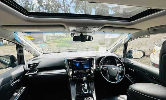 Nunua Ilio tumika Toyota Vellfire Nyeusi Gari ndani ya Dar es Salaam nchini Dar es Salaam Nunua Ilio tumika Toyota Vellfire Nyeusi Gari ndani ya Dar es Salaam nchini Dar es Salaam