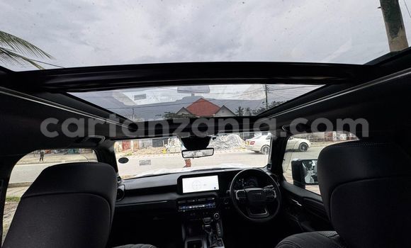 Nunua Mpya Toyota Land Cruiser Prado Nyeupe Gari ndani ya Dar es Salaam nchini Dar es Salaam Nunua Mpya Toyota Land Cruiser Prado Nyeupe Gari ndani ya Dar es Salaam nchini Dar es Salaam