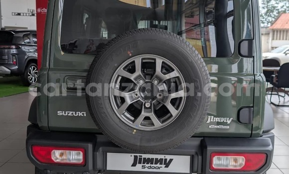 Nunua Mpya Suzuki Jimny Kijani Gari ndani ya Dar es Salaam nchini Dar es Salaam