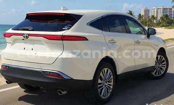 Nunua Imported Toyota Harrier Nyeupe Gari ndani ya Dar es Salaam nchini Dar es Salaam Nunua Imported Toyota Harrier Nyeupe Gari ndani ya Dar es Salaam nchini Dar es Salaam