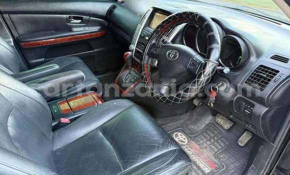 Nunua Ilio tumika Toyota Harrier Nyeusi Gari ndani ya Kigoma nchini Kigoma Nunua Ilio tumika Toyota Harrier Nyeusi Gari ndani ya Kigoma nchini Kigoma