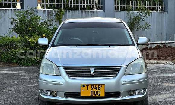 Nunua Ilio tumika Toyota Premio Nyingine Gari ndani ya Dar es Salaam nchini Dar es Salaam