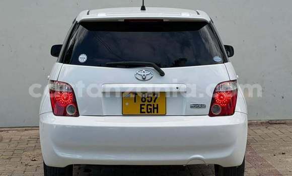 Nunua Ilio tumika Toyota IST Nyeupe Gari ndani ya Dar es Salaam nchini Dar es Salaam Nunua Ilio tumika Toyota IST Nyeupe Gari ndani ya Dar es Salaam nchini Dar es Salaam
