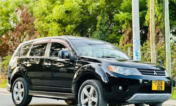 Nunua Ilio tumika Mitsubishi Outlander Nyeusi Gari ndani ya Dar es Salaam nchini Dar es Salaam Nunua Ilio tumika Mitsubishi Outlander Nyeusi Gari ndani ya Dar es Salaam nchini Dar es Salaam